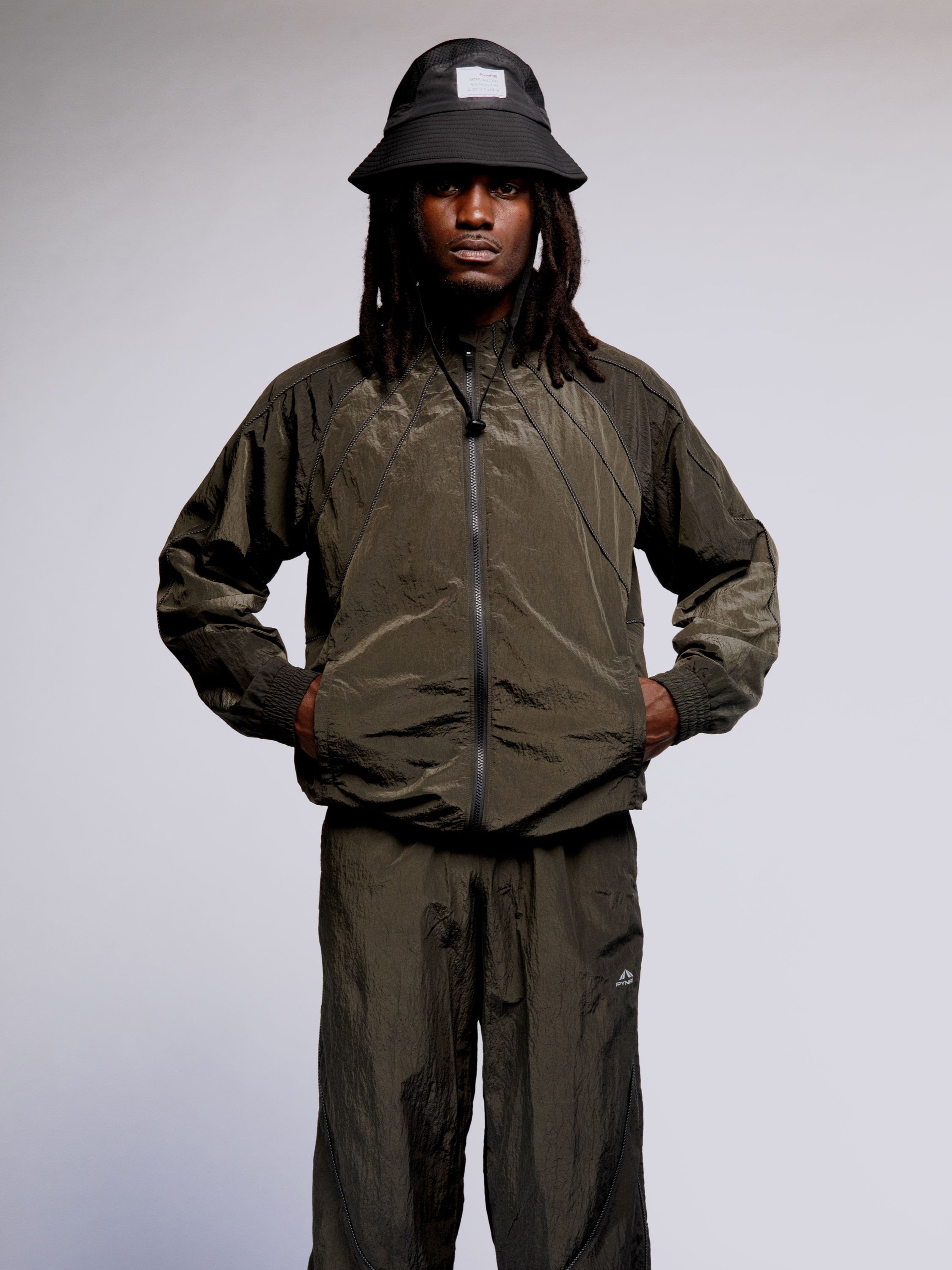 #color_midnight moss