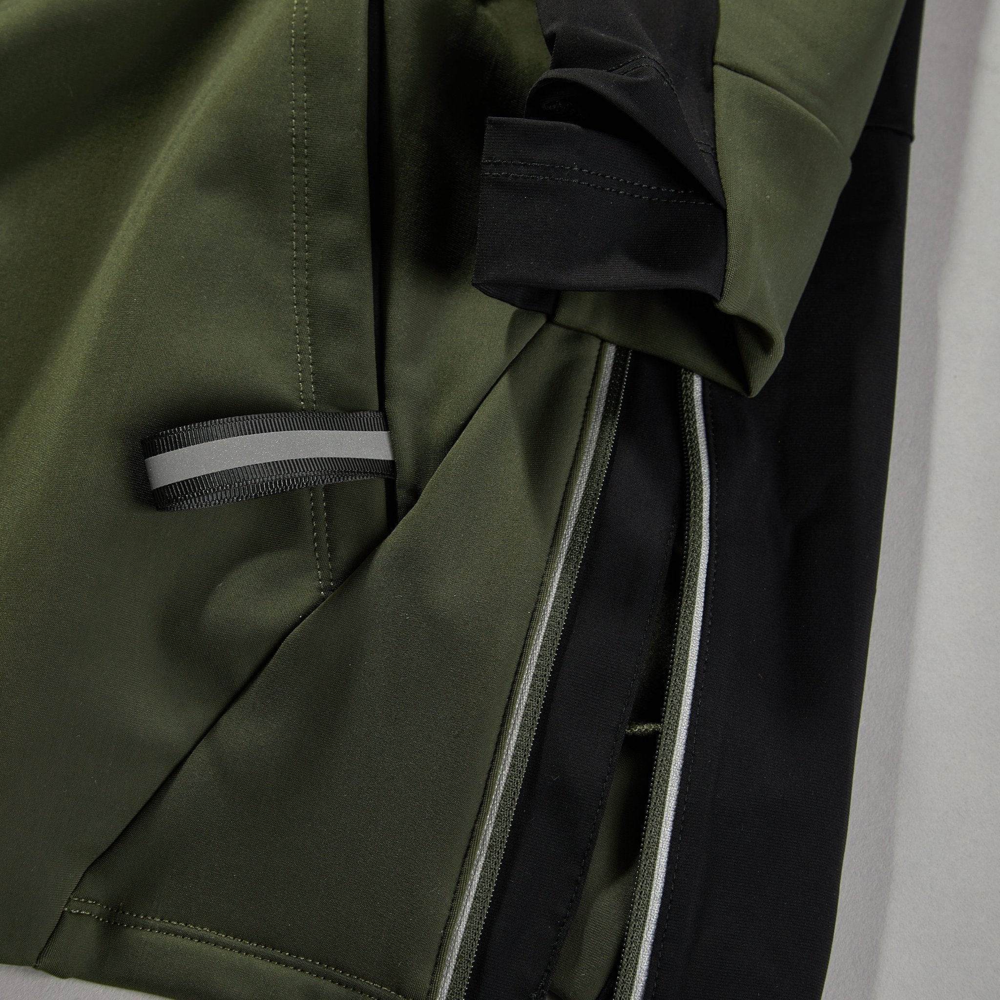 '23 Sydney Performance Hoodie - Deep Olive - PYNRS Performance Streetwear